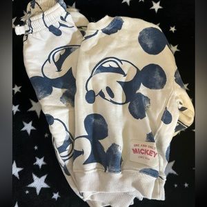 Zara Mickey set